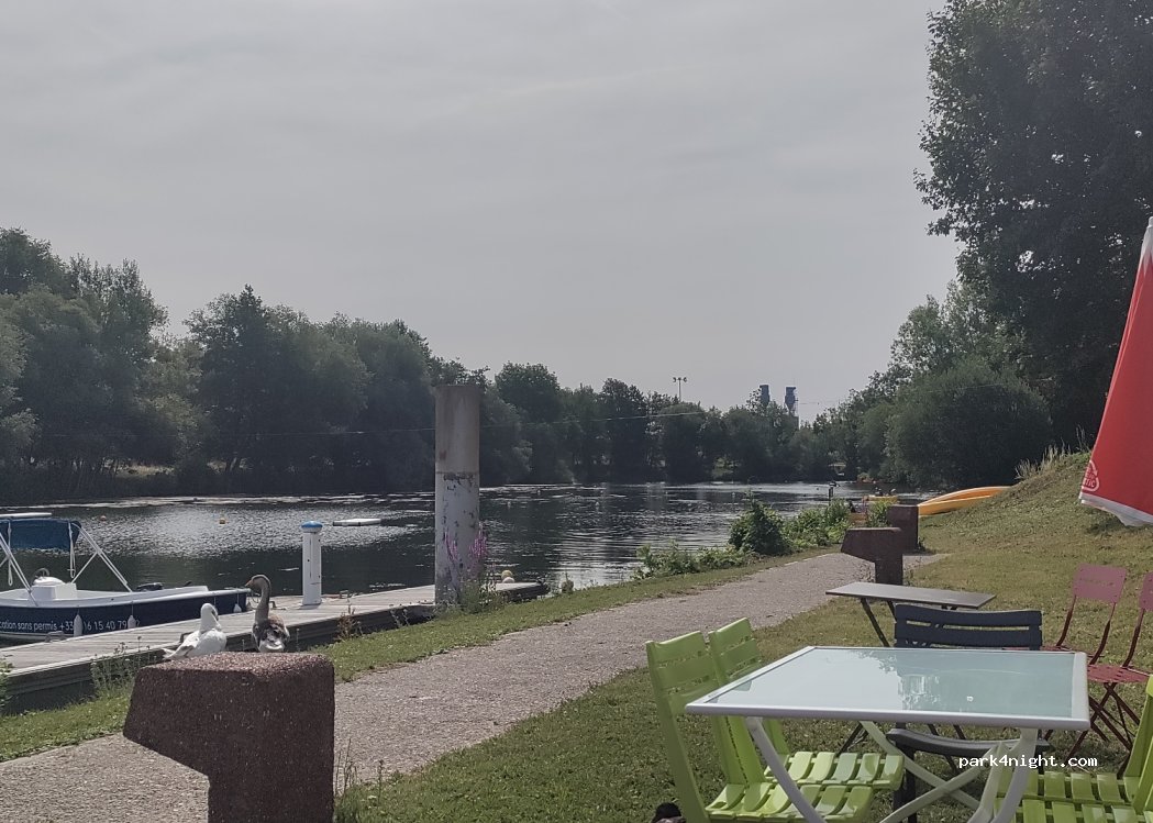 Camping municipal d'Epernay — foto 2