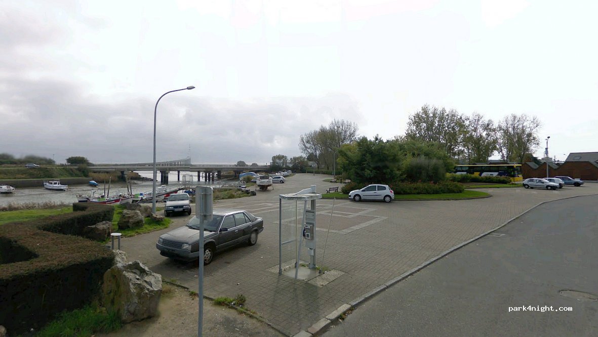 (44600) Saint-Nazaire - 4-14 Quai du Port de Méan — foto