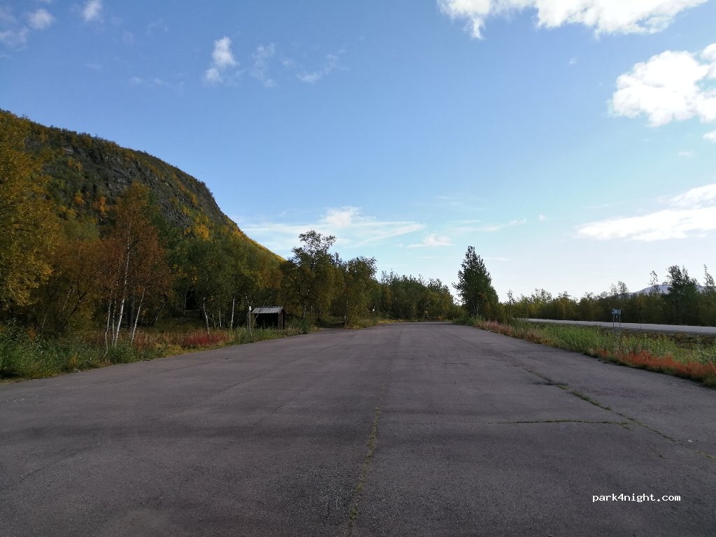 (981 99)  - Unnamed Road — foto
