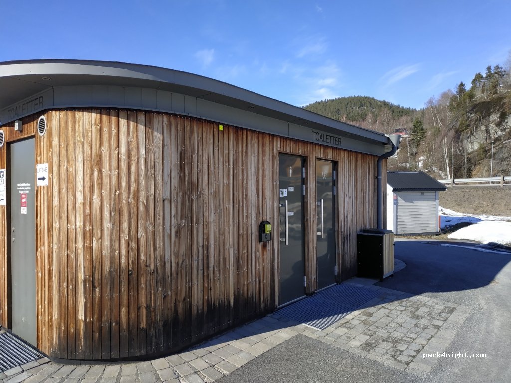 (3674) Notodden - 46 Heddalsvegen — foto