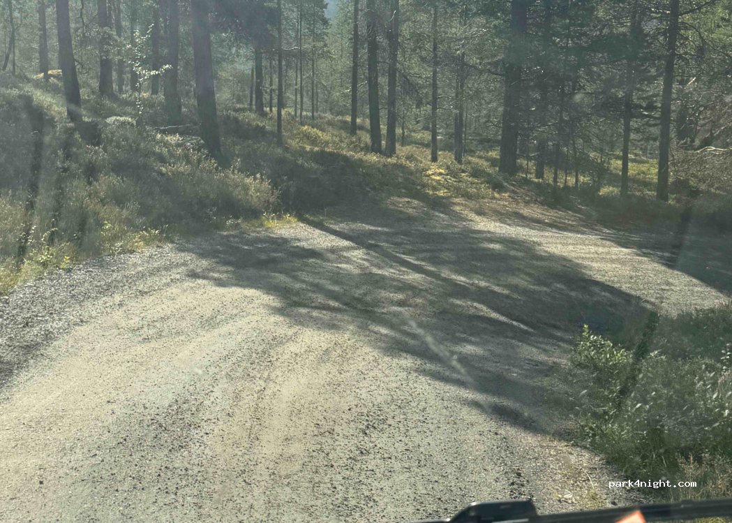 (2670)  - Unnamed Road — foto 5