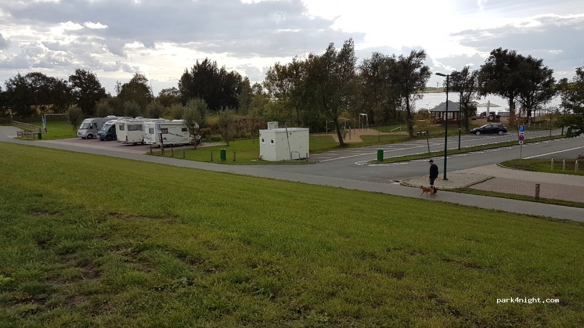 (27612) Loxstedt - 19 Fährstraße — foto