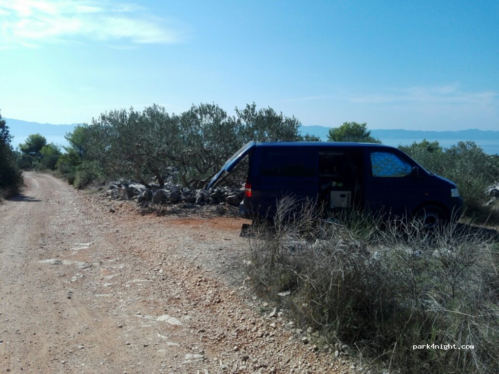 (21467) Bogomolje - Unnamed Road — foto