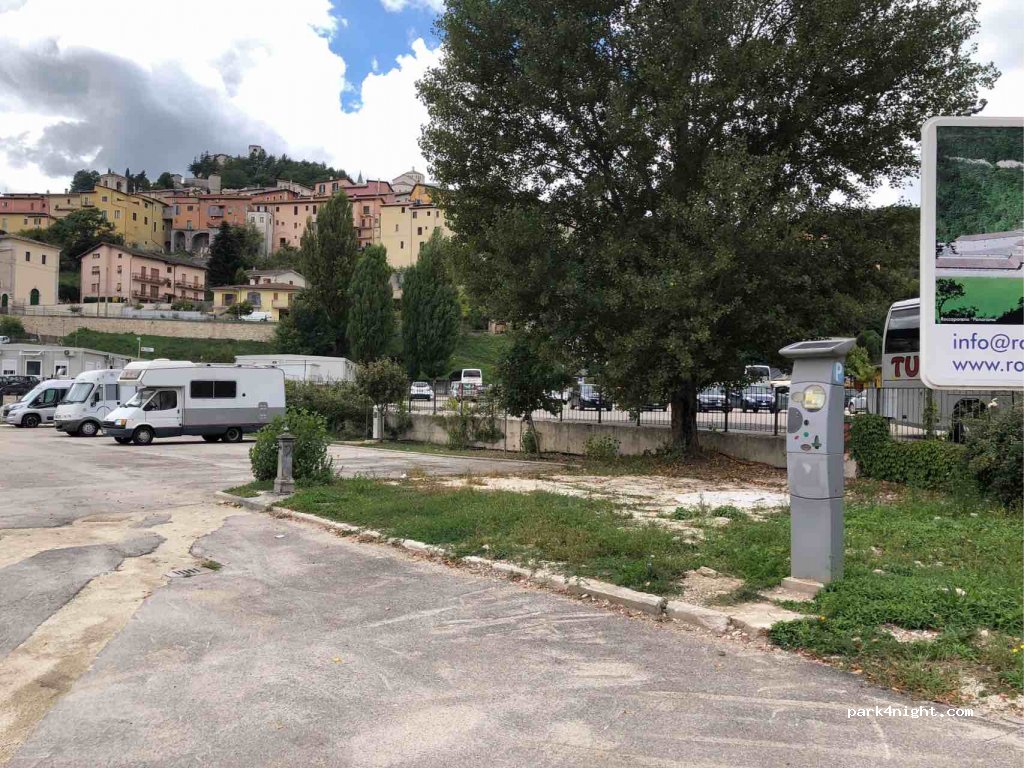 (06043) Cascia - 6 Via Novenio Bucchi — foto 3