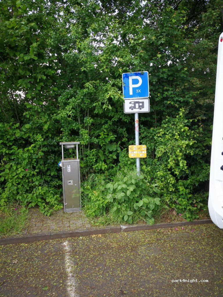 Wohnmobilstellplatz Burghaun — foto