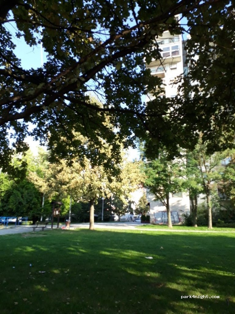 (10000) Zagreb - 30 Albrechtova ulica — foto