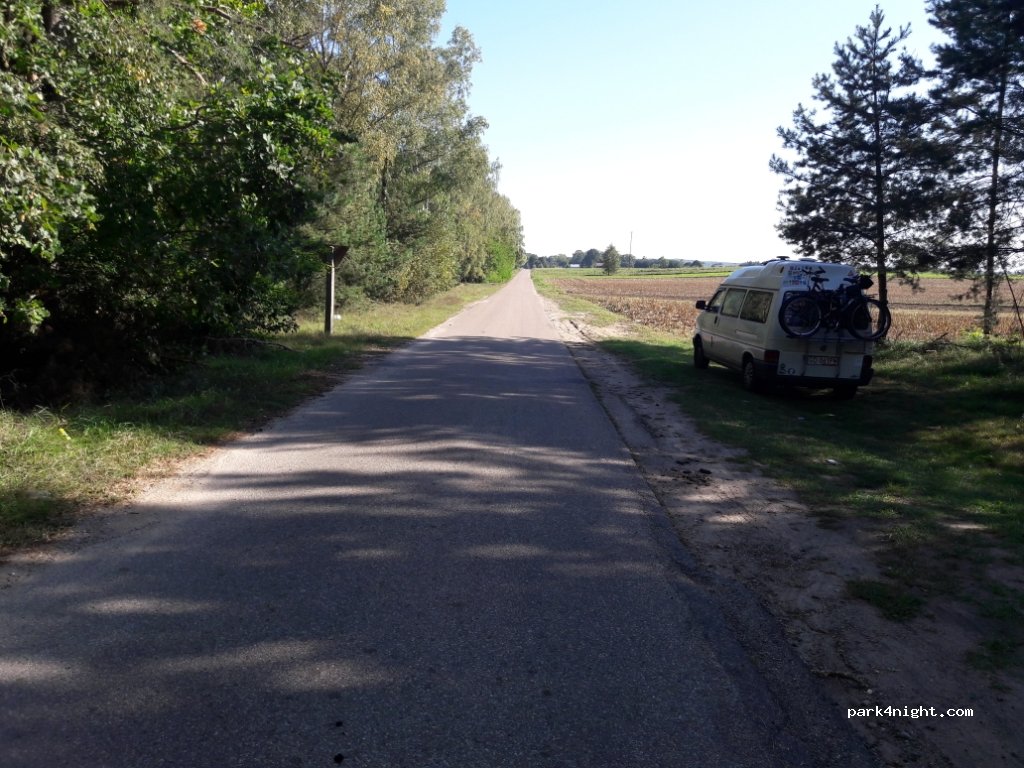 (06-323)  - Unnamed Road — foto 2