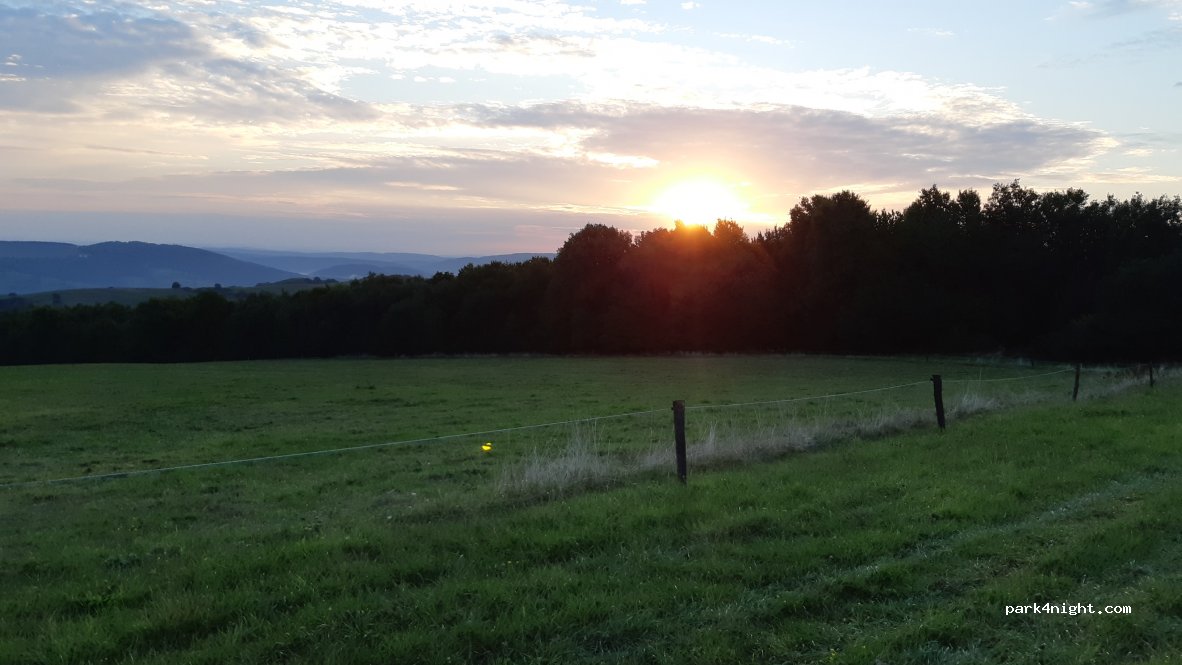 (094 31) Pavlovce - Unnamed Road — foto 4
