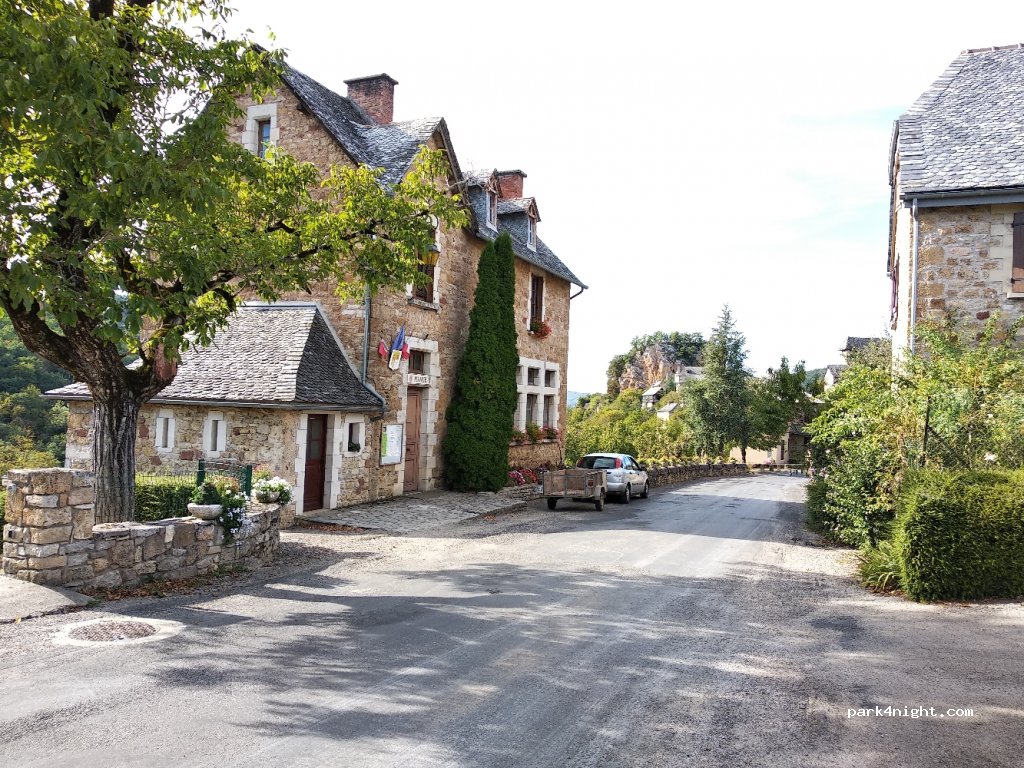 (12340) Rodelle - Le Bourg — foto 2