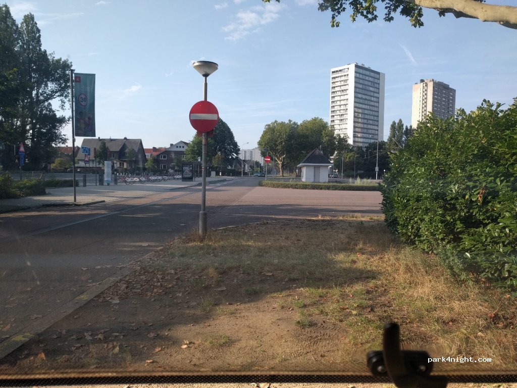 (2050) Antwerpen - 17 Wandeldijk — foto 2