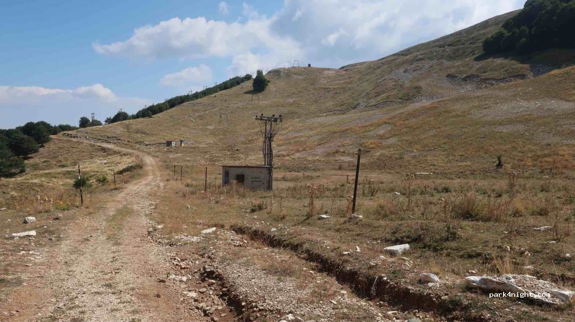 (640 08) Paggeo - Unnamed Road — foto 3