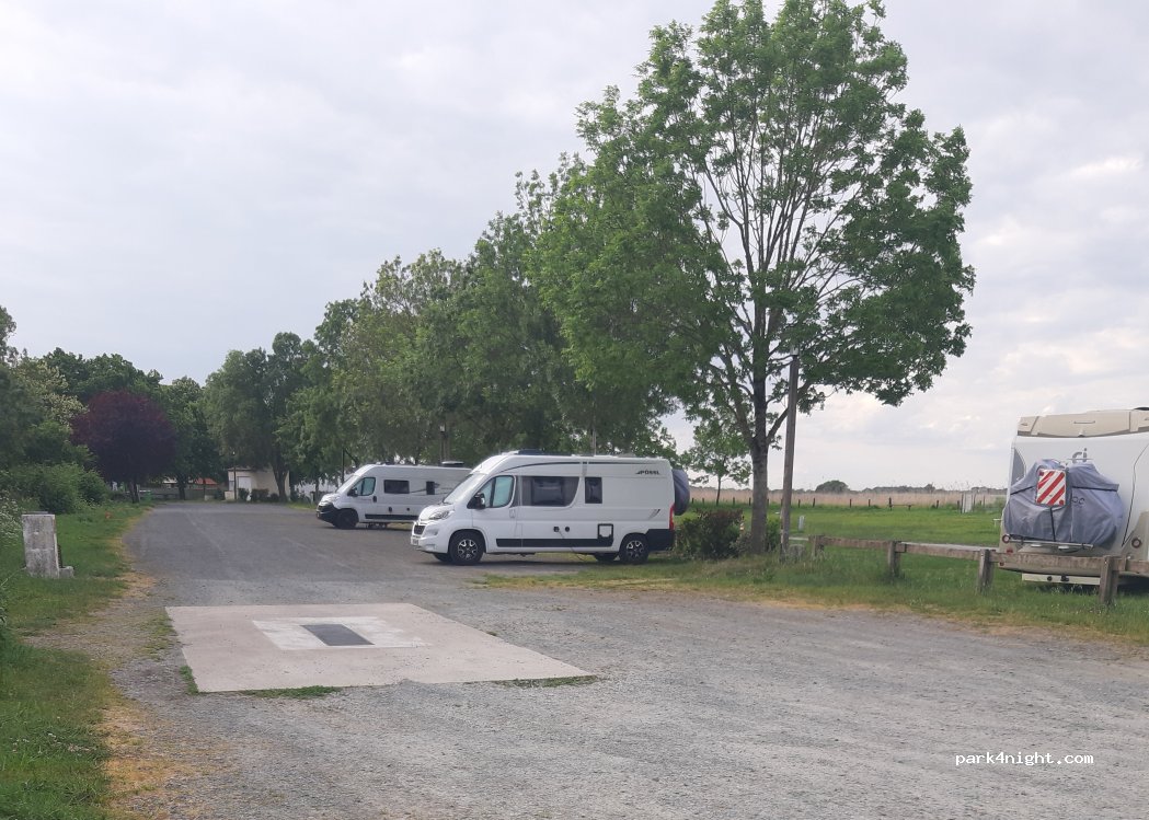 (17780) Soubise - Sur la Rivière — foto 4