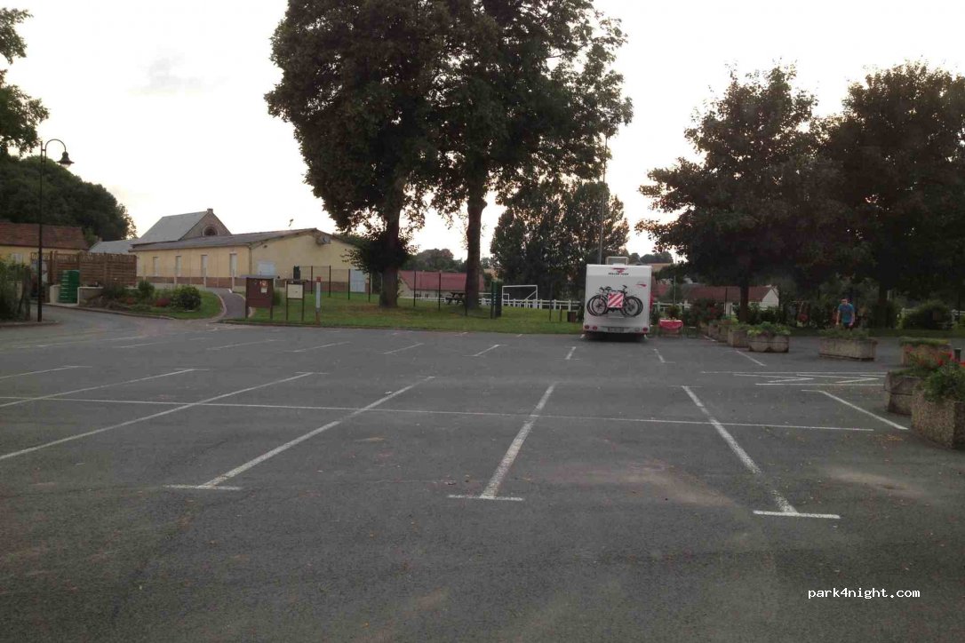(80260) Naours - 4 Ruelle des Clairons — foto