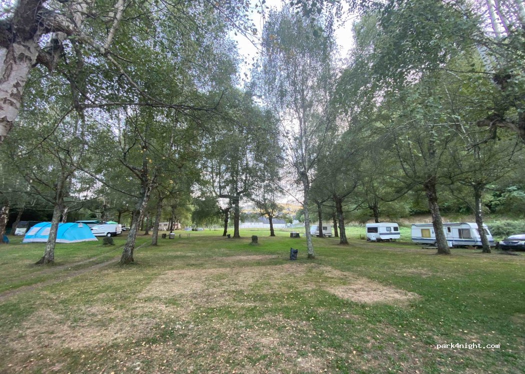 Camping Le pied du Bedat — foto
