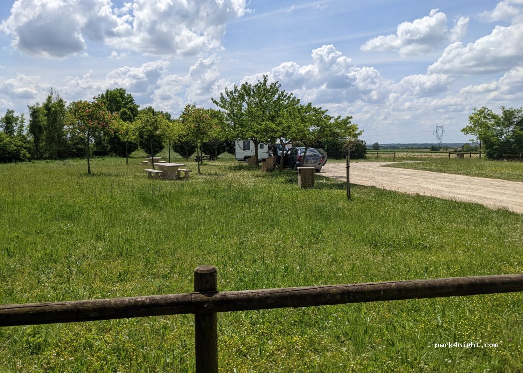 (79260) La Crèche - D611 — foto 2