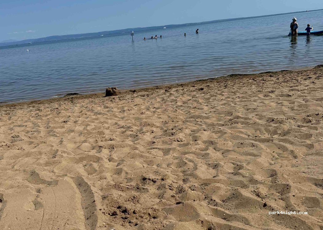 Beach Bar Camping Punta Spin — foto 4