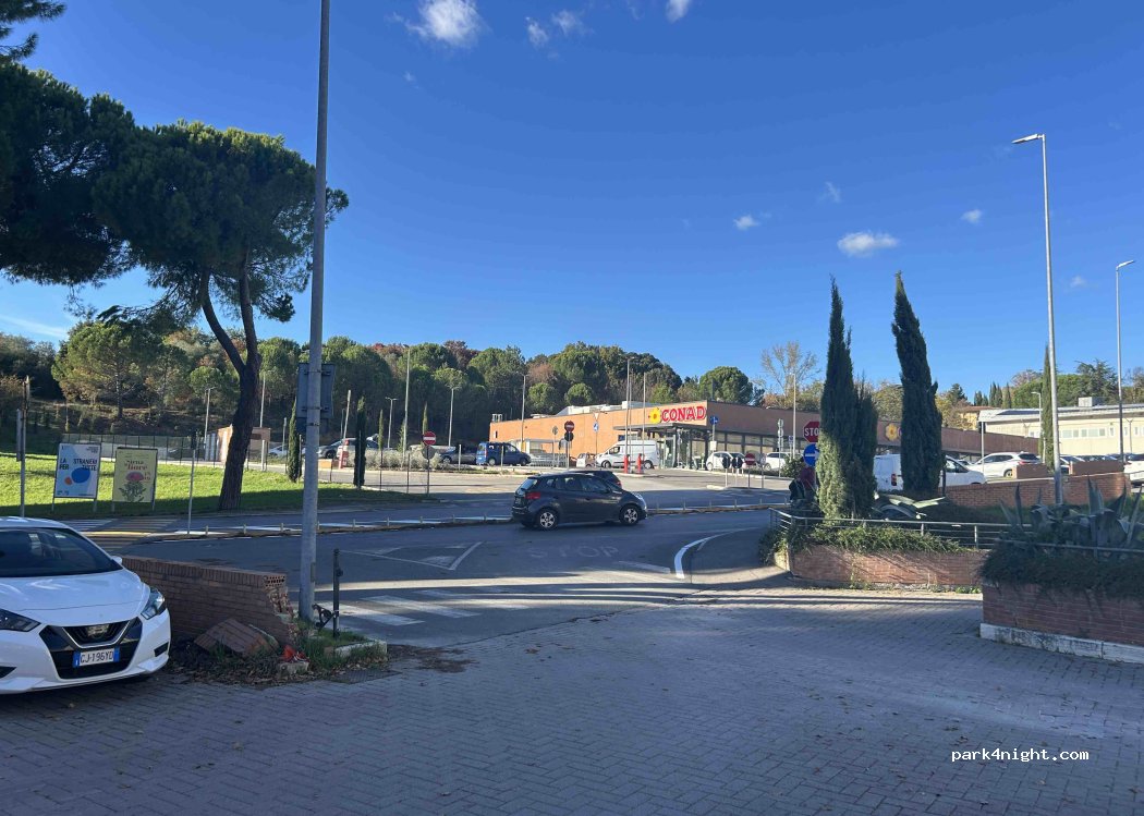 (53100) Siena - via delle province — foto 4