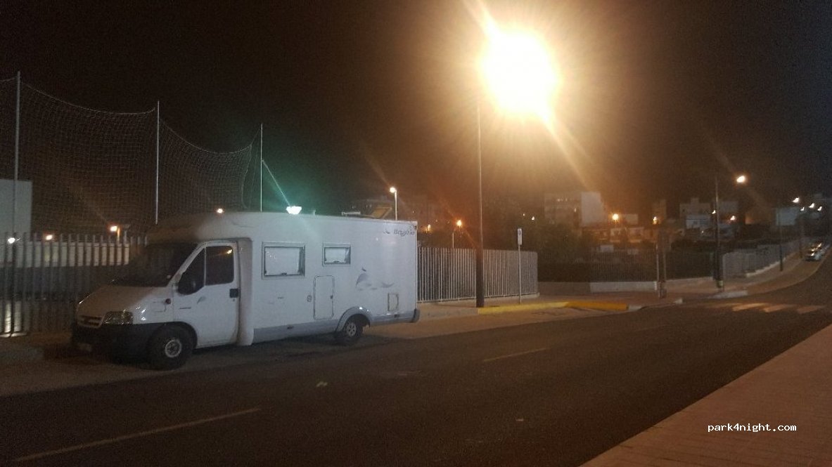 (46940) Manises - 104 Plaça Num 7 — foto