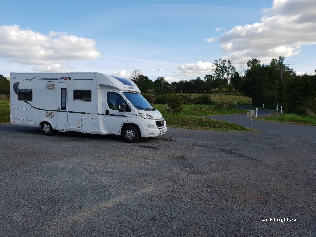 (50800) Champrepus - 10 Route du Clairet — foto