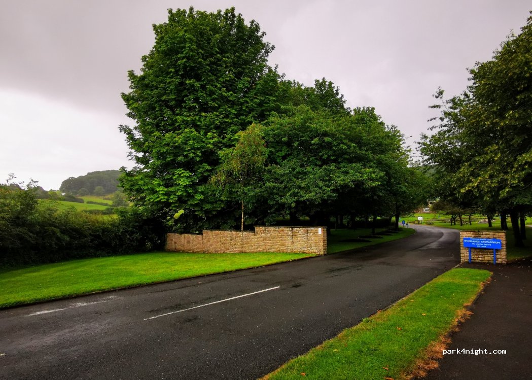 (YO12 6QN) Scarborough - Woodlands Drive — foto
