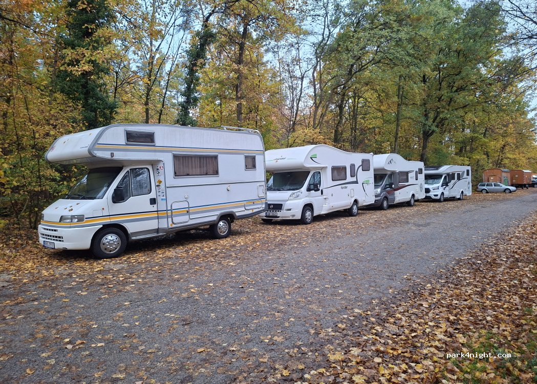 (90480) Nürnberg - 111 Valznerweiherstraße — foto 3