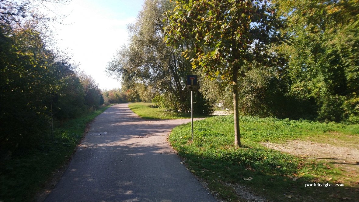 Wanderparkplatz Steinhäule — foto 2