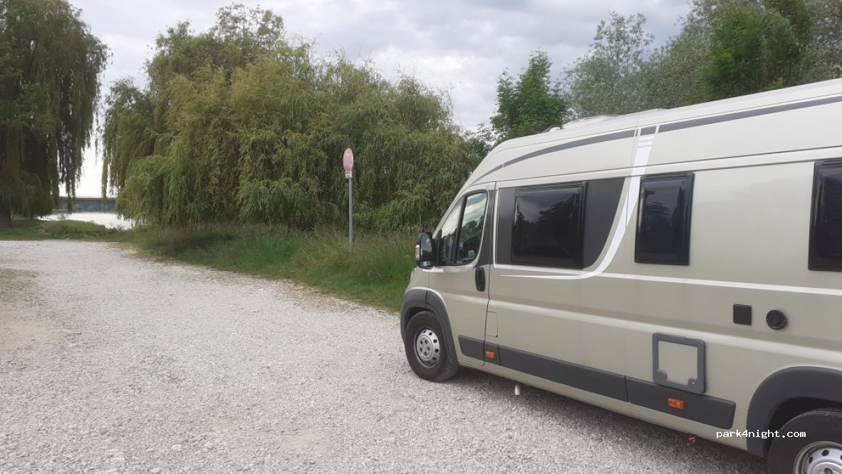 (93333) Neustadt an der Donau - 59 Alte Donaustraße — foto