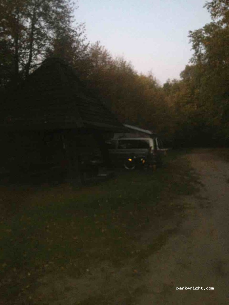 (62-060) Trzebaw - Unnamed Road — foto