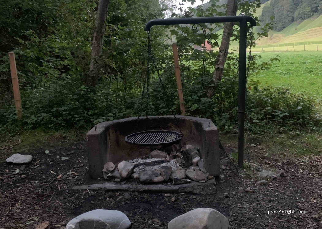 (1659) Rougemont - 33 Route Cantonale — foto 3