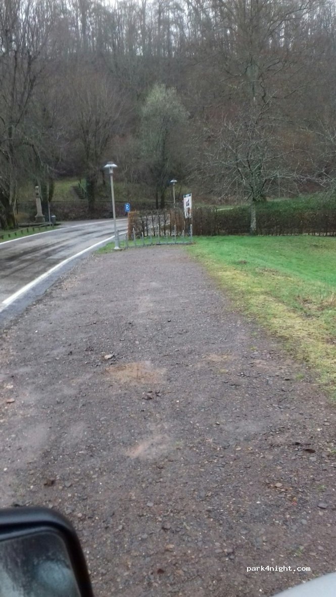 (66687) Wadern - 1 Schloßstraße — foto 2