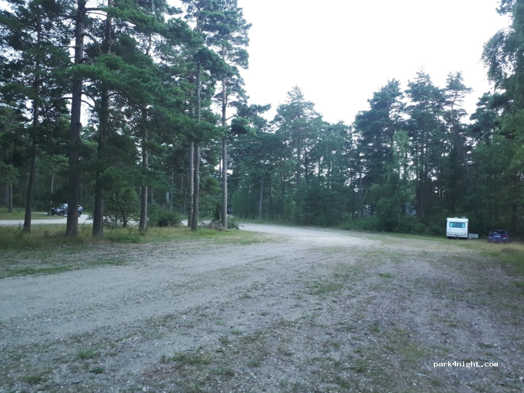 (296 33)  - 8 Rådjursvägen — foto 2