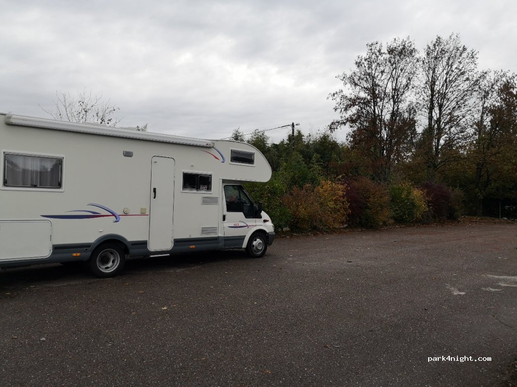 (10140) Bossancourt - 2 Les Varannes — foto