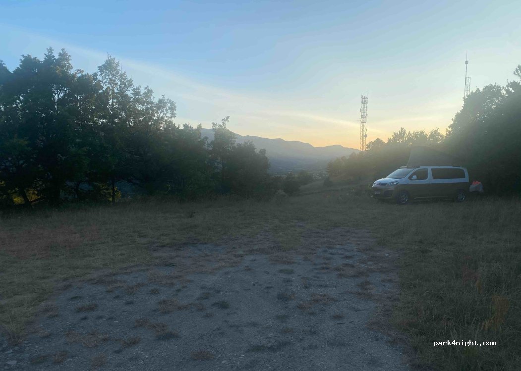 (04200) Sisteron - sans nom — foto 4