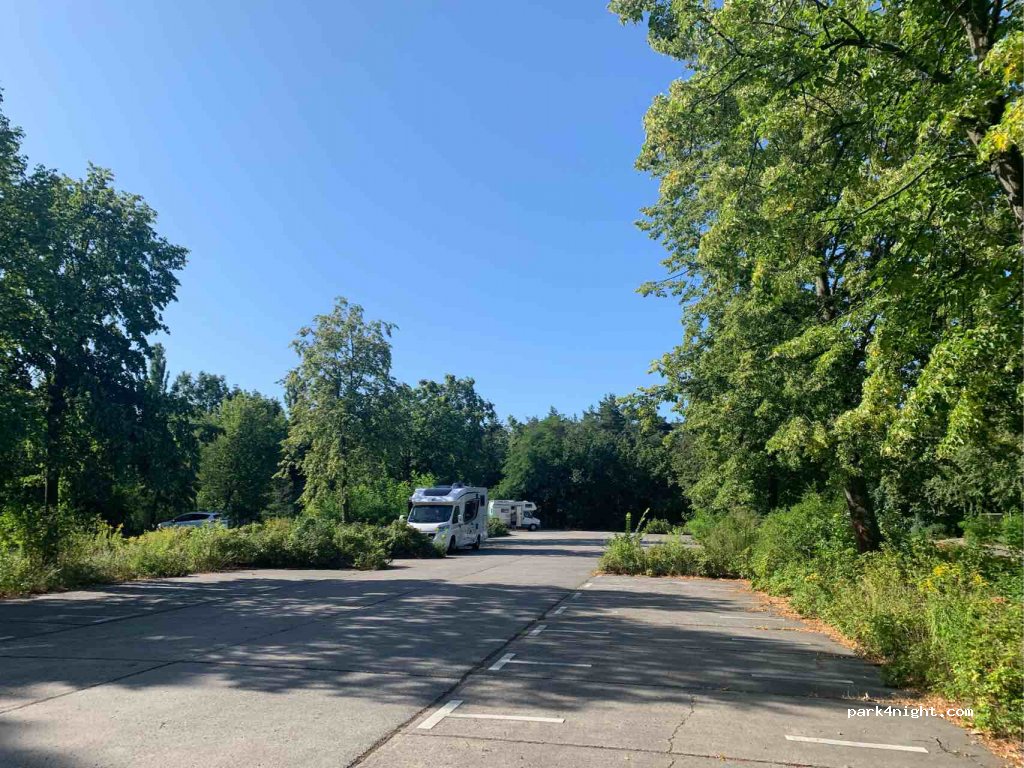 (12589) Berlin - 22 Brückenstraße — foto