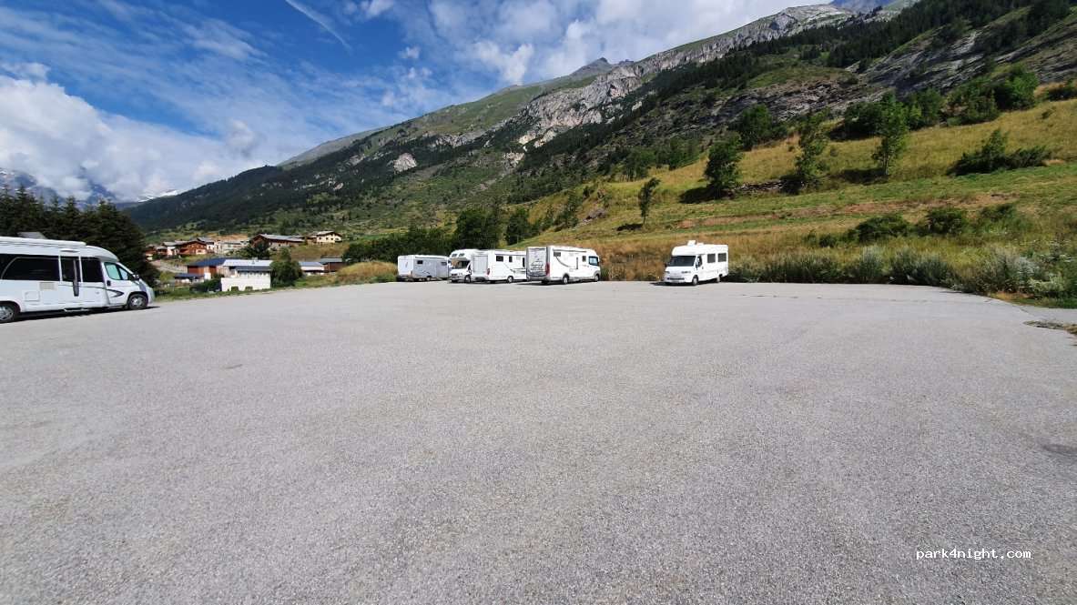 (73480) Lanslevillard - Rue de Saint-Landry — foto 3