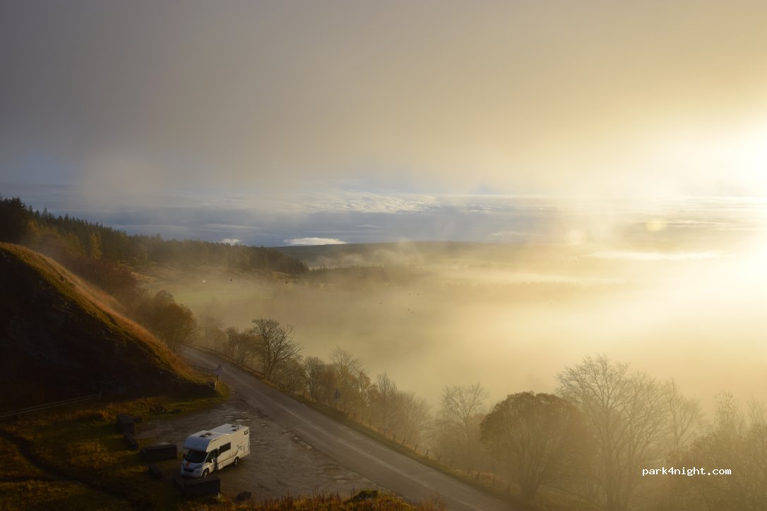 (AB37 9HD) Tomintoul - — foto