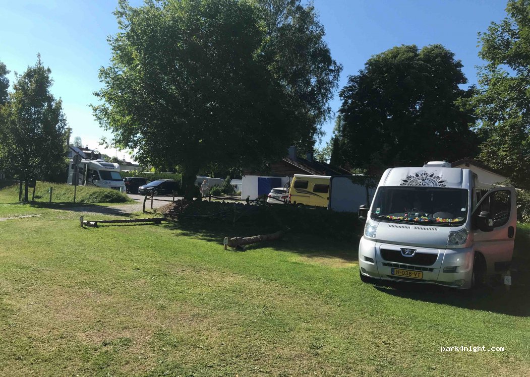 Stellplatz Stop & Go Camping — foto 2