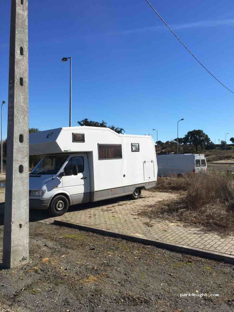 (7630-174) São Luís - 4 Rua Liga dos Amigos — foto