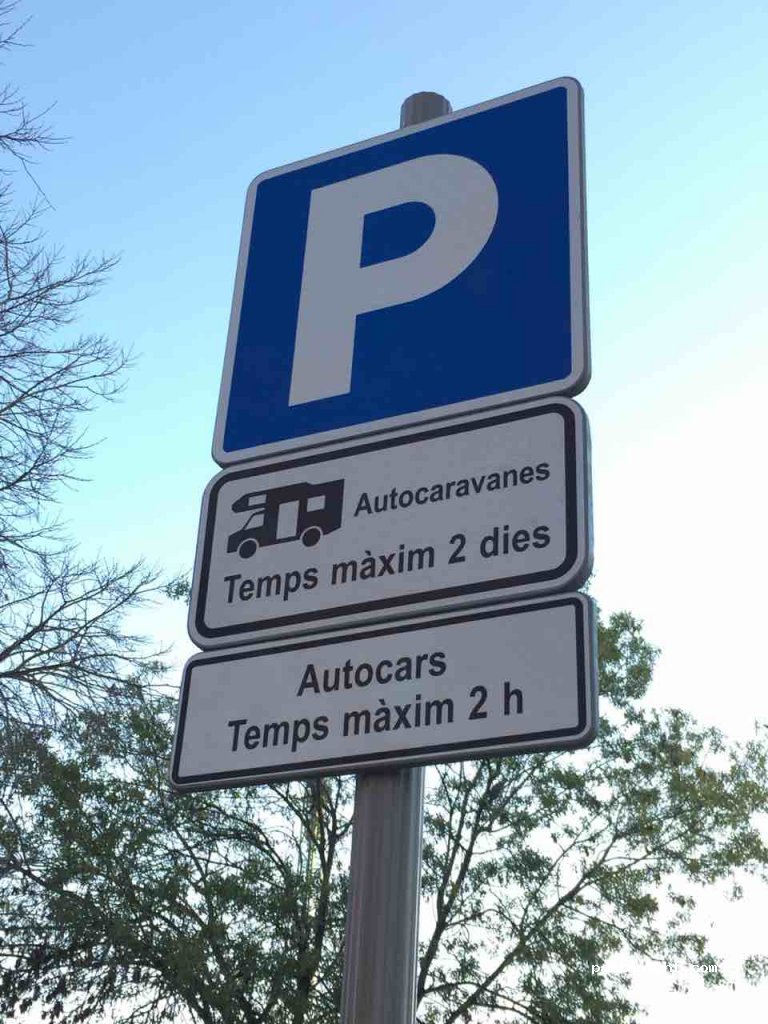 (08222) Terrassa - 25 Carrer de l'Arquitecte Puig i Cadafalch — foto
