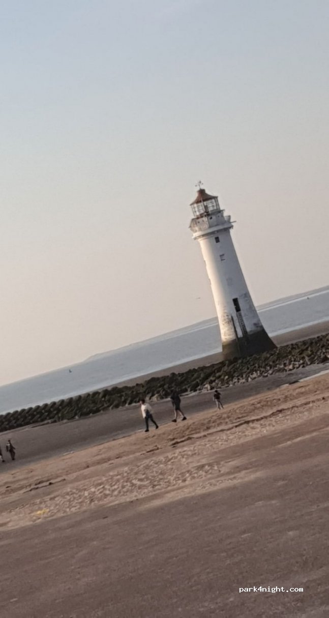 (CH45) Wallasey - Unnamed Road — foto 3