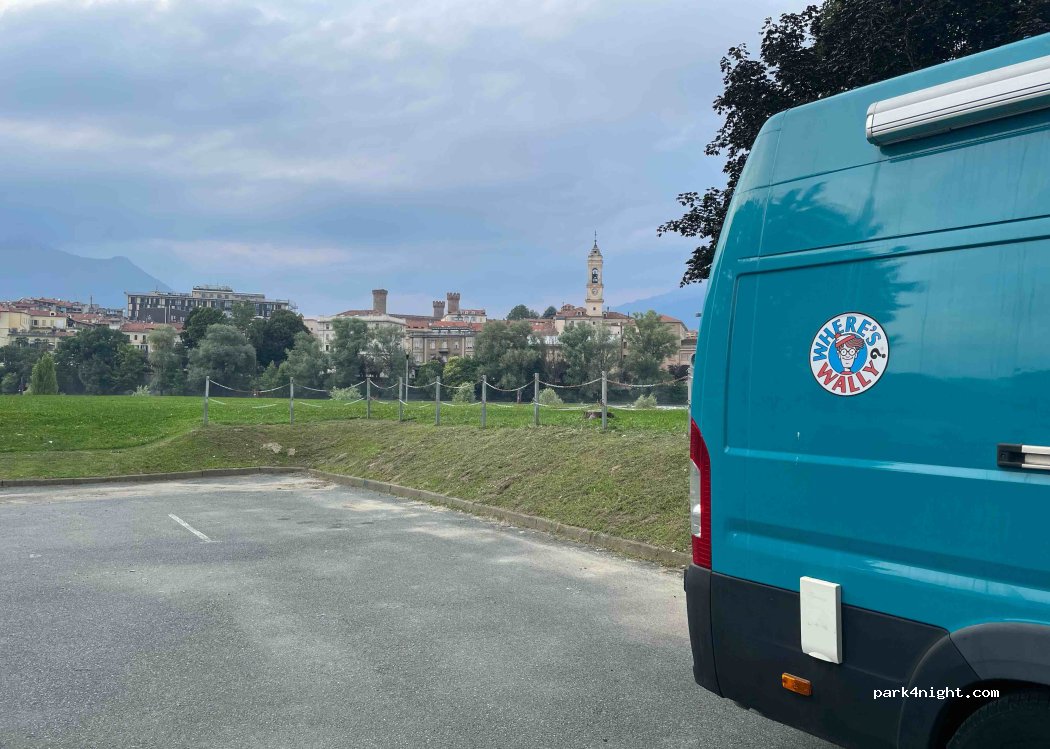 (10015) Ivrea - Via Dora Baltea 3, angolo P.le della Croce Rossa — foto 3