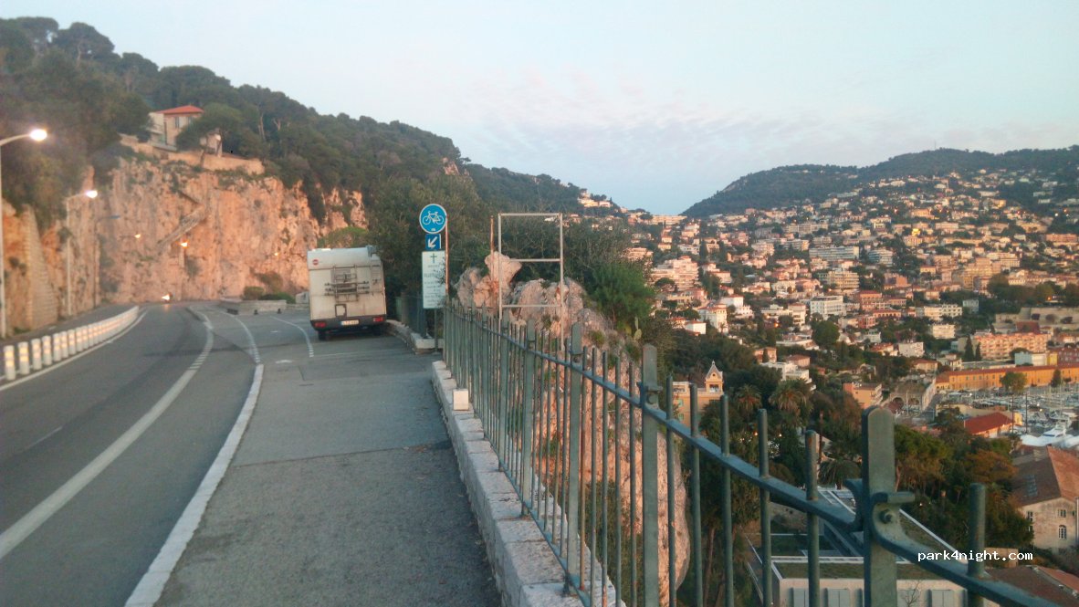 (06300) Nice - 2 Avenue des Hespérides — foto 2