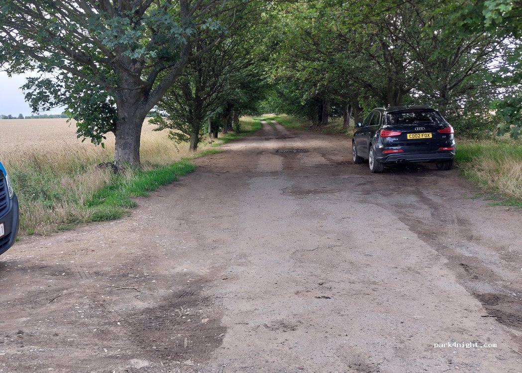 (DN15 0BX)  - Unnamed Road — foto