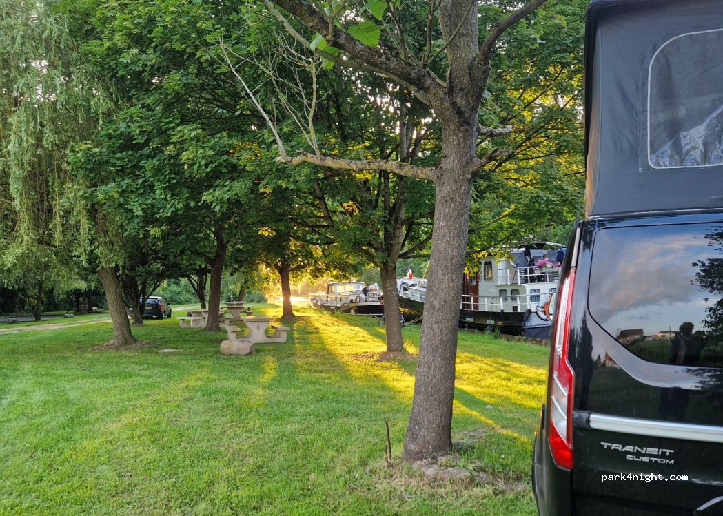 (02190) Variscourt - 1 Rue de l'Étang — foto 4