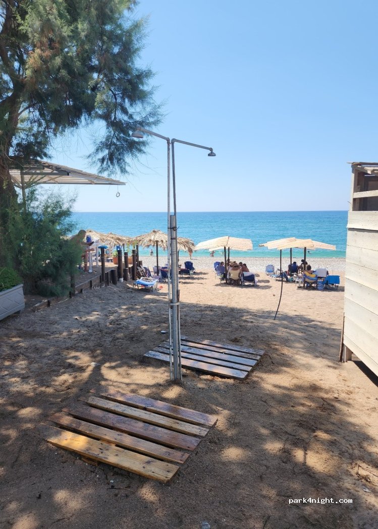 (240 21) Kalo Nero - Ethniki Odos 9 — foto