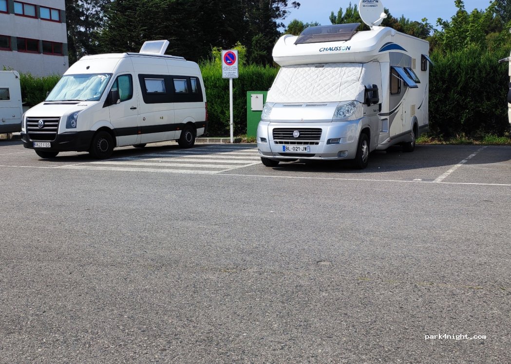 Área de autocaravanas Lugo — foto 3
