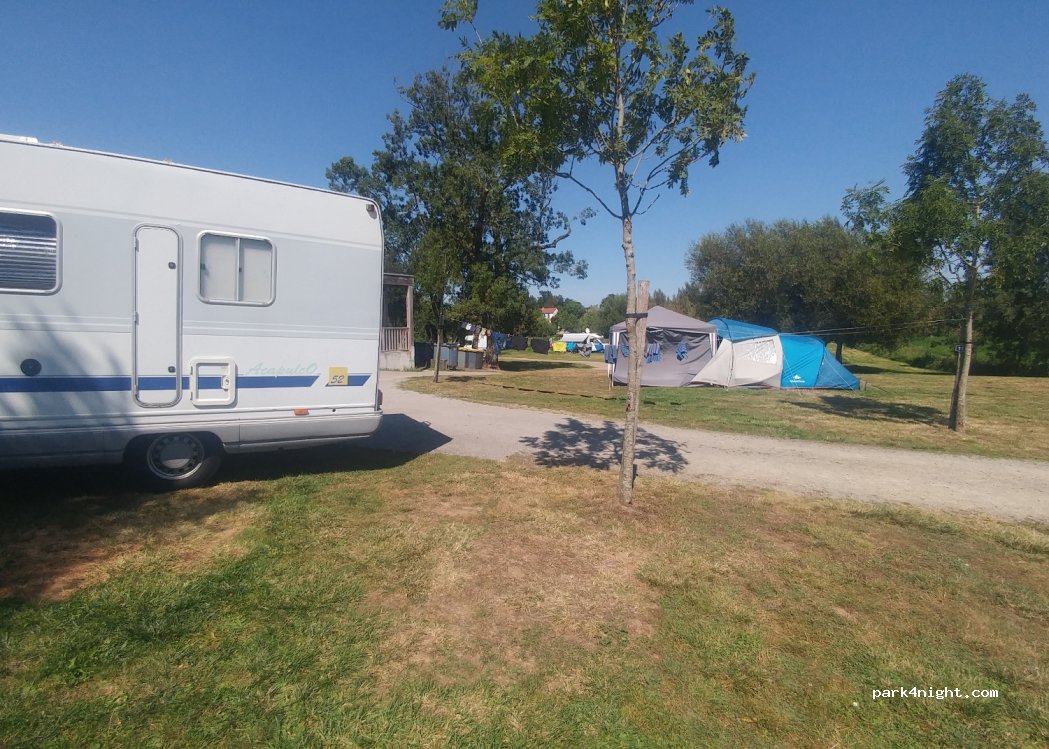 Camping de la Morinière* — foto