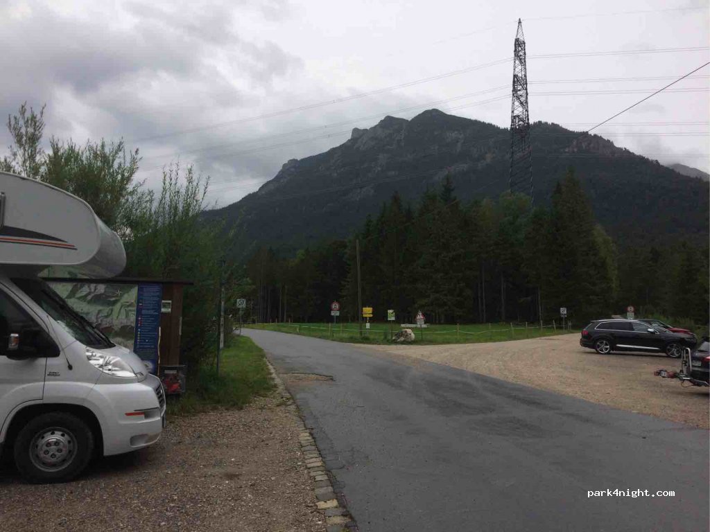 (82481) Mittenwald - 2 Seinsbach — foto 2
