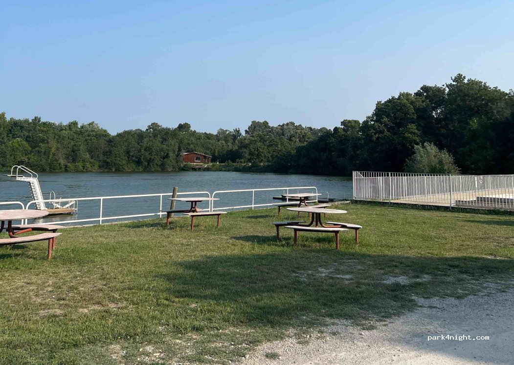 Camping de l'Ile Blanc — foto 3