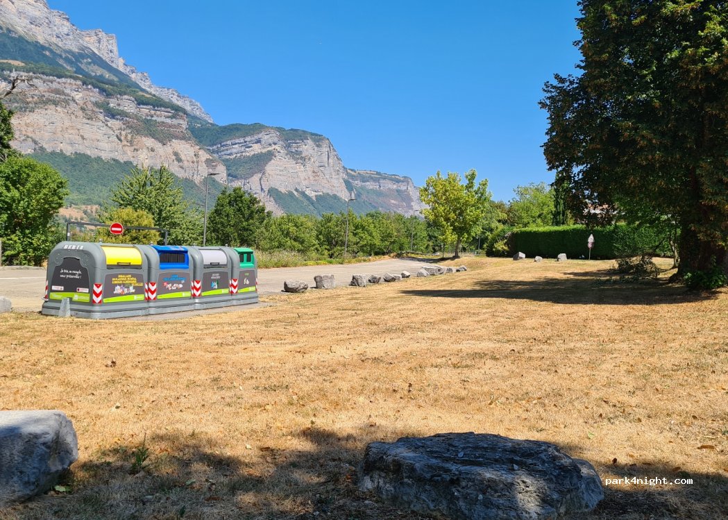 (38190) Bernin - 3 Chemin de la Veyrie — foto
